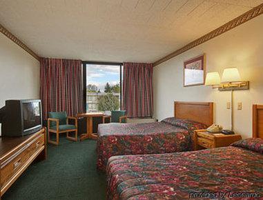 Baymont By Wyndham Batavia - Darien Lake Habitación foto