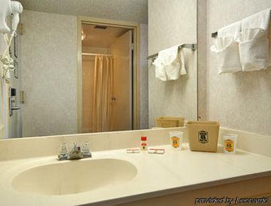 Baymont By Wyndham Batavia - Darien Lake Habitación foto
