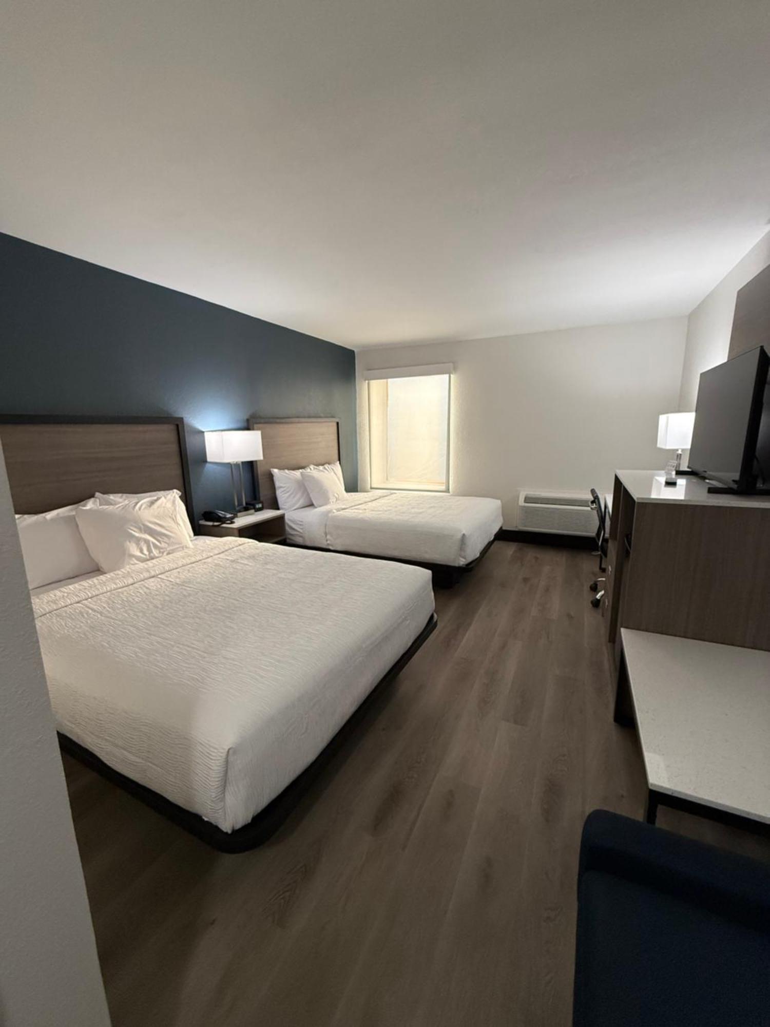 Baymont By Wyndham Batavia - Darien Lake Exterior foto